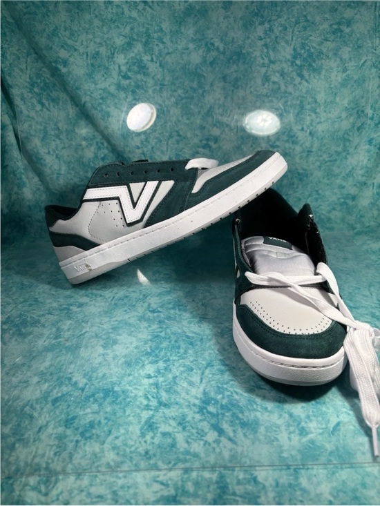 Vans Other - Vans Lowland CC 2.0 Green White Men’s Low Top Athletic Shoes Sneakers Size 10